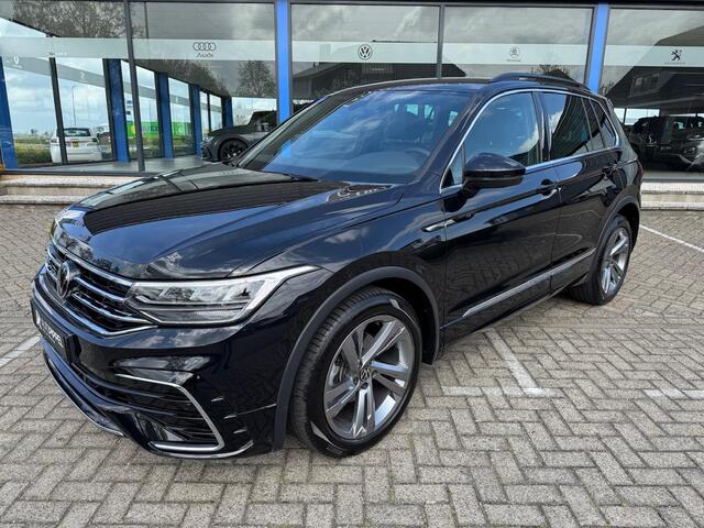 Volkswagen TIGUAN 1.5 TSI R-Line | Led | 19"LMV | AURcamera | ACC | 1e eig. | als nieuw!