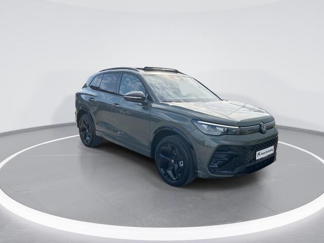 Volkswagen TIGUAN 1.5eHybrid 150kW/204PK DSG R-Line Black Style · Trekhaak · Panoramadak · Massage functie · Garantie t/m 11-03-2026