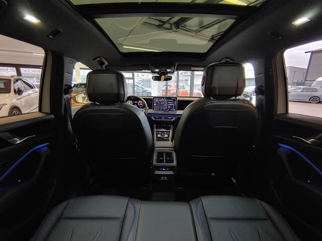 Volkswagen TIGUAN 1.5 TSI e-HYBRID 272 PK R-LINE PANO-DAK/CAMERA/TREKHAAK/HUD/LEDER/MEMORY