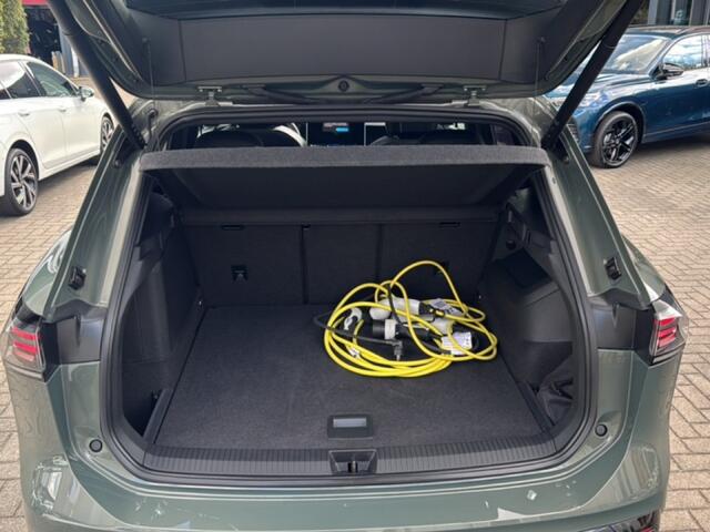 Volkswagen TIGUAN 1.5 TSI HYBRID R-LINE TREKHAAK/PANO-DAK/ELEK-KLEP/360CAM/ACC/HK/MEM/STOELVERW