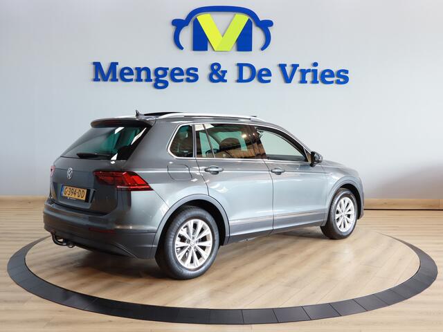 Volkswagen TIGUAN 1.5 TSI ACT Comfortline Business Airco ECC | Panorama | Trekhaak | Stoel Verwarming | Apple Carplay | Navigatie | NAP