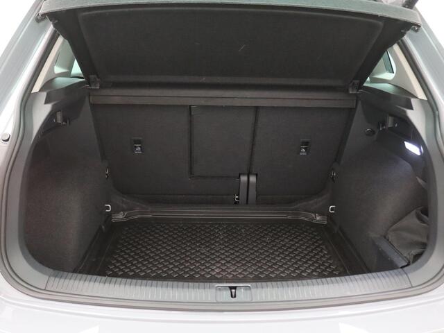 Volkswagen TIGUAN 2.0 TSI Elegance 4Motion 190PK DSG Trekhaak, Achteruitrijcamera, Virtual Cockpit, Keyless, Elektr. Achterklep, 19" LM Velgen, Stoel-Stuurverwarming