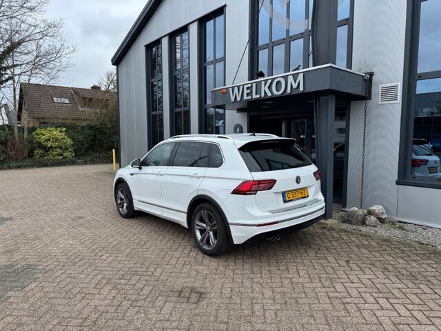 Volkswagen TIGUAN 1.5 TSI ACT R-Line 131PK Navi, Climatcntrl, Cruisecntrl, PDC, Trekhk, TOPSTAAT