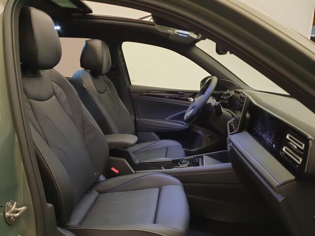 Volkswagen TIGUAN 1.5 eHybrid 272pk DSG/AUT R-Line Wegklapbare trekhaak, Panoramadak, Harman/Kardon, Leder