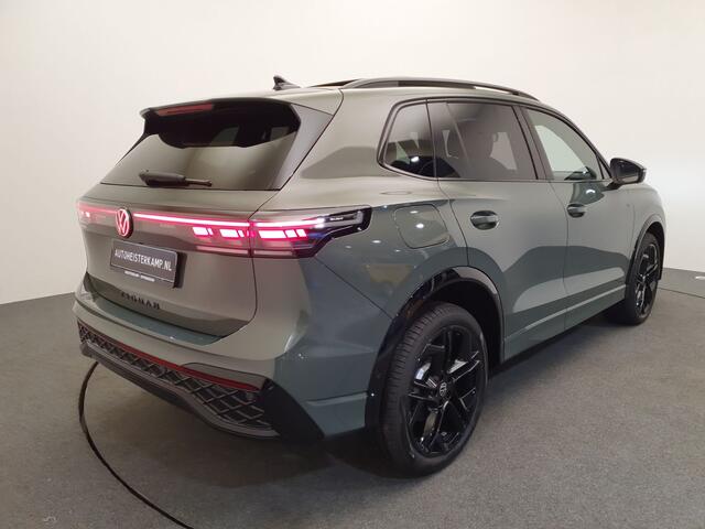 Volkswagen TIGUAN 1.5 eHybrid 272pk DSG/AUT R-Line Wegklapbare trekhaak, Panoramadak, Harman/Kardon, Leder