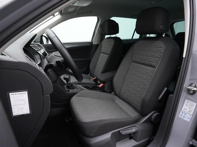 Volkswagen TIGUAN 1.5 TSI 150 pk DSG Life | Stuur-/stoelverwarming | Adaptive Cruise | Parkeersensoren voor/achter | Carplay