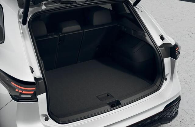 Volkswagen TIGUAN 1.5 eHybrid R-Line Edition !!!Profiteer ook van ¤ 5.000,- inruilpremie!!