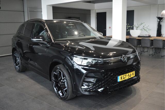Volkswagen TIGUAN 2.0 TDI 3X R-LINE Black Style camera cruise 20 inch 150 pk !!