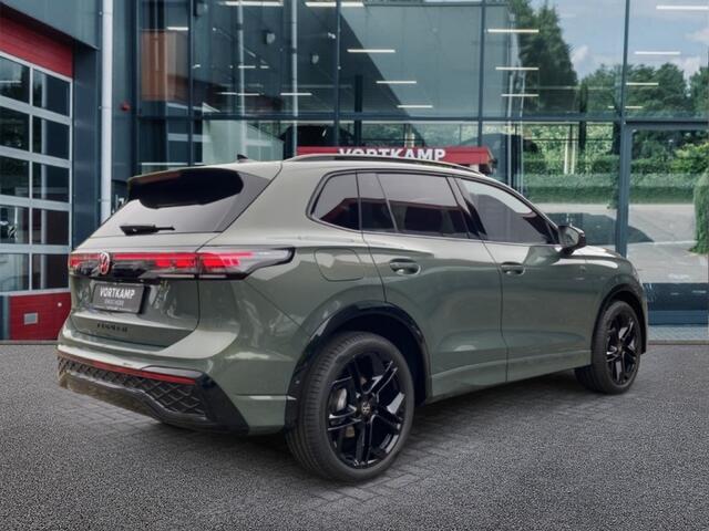 Volkswagen TIGUAN 1.5 eTSI R-LINE TREKHAAK/LEDER/PANO-DAK/CAMERA/ELEK-KLEP/ACC/HUD/MEM/STOELVERW