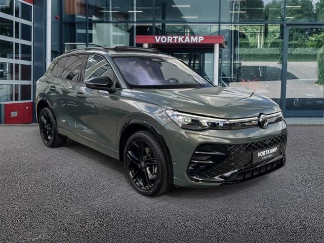 Volkswagen TIGUAN 1.5 TSI HYBRID R-LINE TREKHAAK/PANO-DAK/ELEK-KLEP/360CAM/ACC/HK/MEM/STOELVERW
