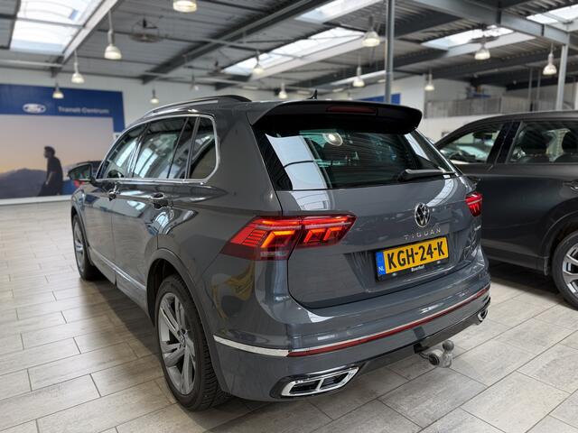 Volkswagen TIGUAN 1.4 TSI eHybrid 245 pk Elegance | Pano | Camera | IQ Light | El. a. klep | Adapt. cruise | 18" | 4 seiz. banden