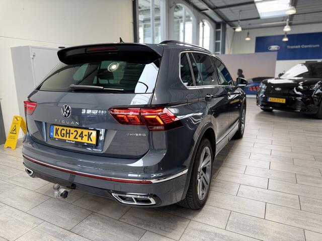 Volkswagen TIGUAN 1.4 TSI eHybrid 245 pk Elegance | Pano | Camera | IQ Light | El. a. klep | Adapt. cruise | 18" | 4 seiz. banden
