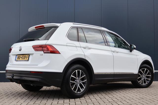 Volkswagen TIGUAN 1.4 TSI Connected Series | Trekhaak | Panoramadak | Stoelverwarming | Apple Carplay / Android Auto | DAB+ radio