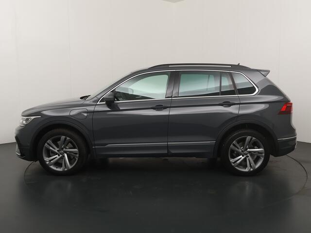 Volkswagen TIGUAN 1.4 TSI eHybrid 204 pk R-Line Business+ | Trekhaak | Leder | IQ-LED | Adapt. cruise | El. verst. stoel + geh | 100% dealer onderh. | El. a. klep