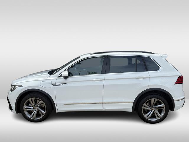 Volkswagen TIGUAN 1.4 TSI eHybrid R-Line Business+ | wegklapbare trekhaak | 19 inch velgen | applecarplay/android auto | automaat