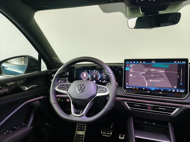 Volkswagen TIGUAN 1.5 eHybrid R-Line Edition 204PK | Stoel- en stuurverwarming | Navigatie | Adaptieve Cruise Control | Rondomzichtcamera