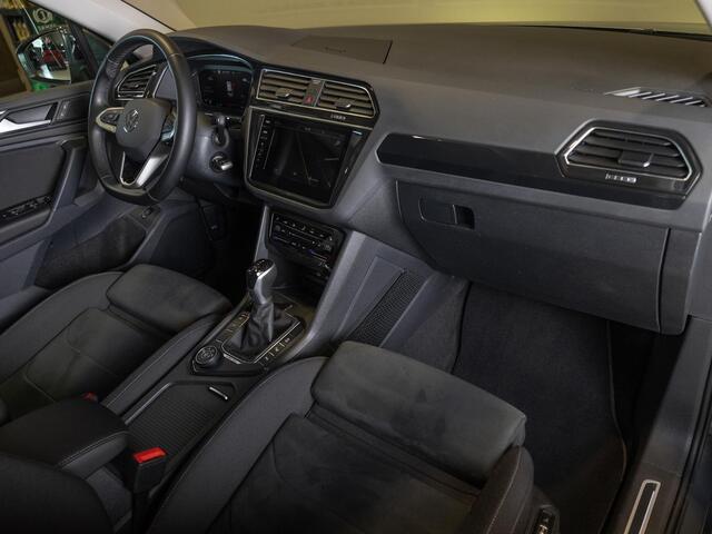 Volkswagen TIGUAN 2.0 TSI 4Motion Elegance / 190pk / Trekhaak / Achteruitrij camera / Stoel verwarming voor en achter /