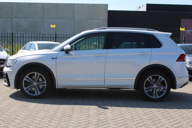 Volkswagen TIGUAN 2.0 TSI 4Motion Highline R-Line PANORAMADAK VIRTUAL ACC TREKHAAK