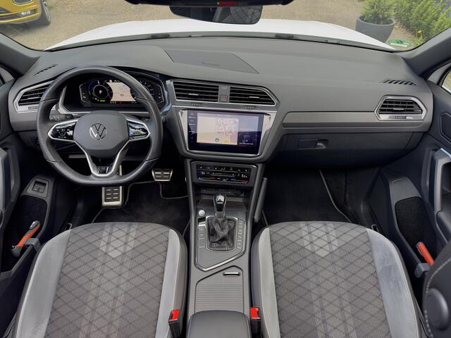 Volkswagen TIGUAN 1.4 TSI AUT6 EHYBRID 3X R-LINE + 66D.KM! PANODAK NAVI CAMERA DIGI-DASH APPLE-CARPLAY LED LMV PDC
