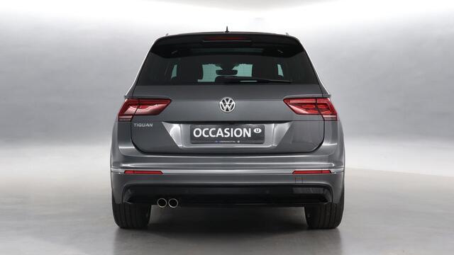 Volkswagen TIGUAN 1.5 TSI 150pkAutomaat Highline Business R / Panoramadak / Camera / Full-LED / 19"Lm 340