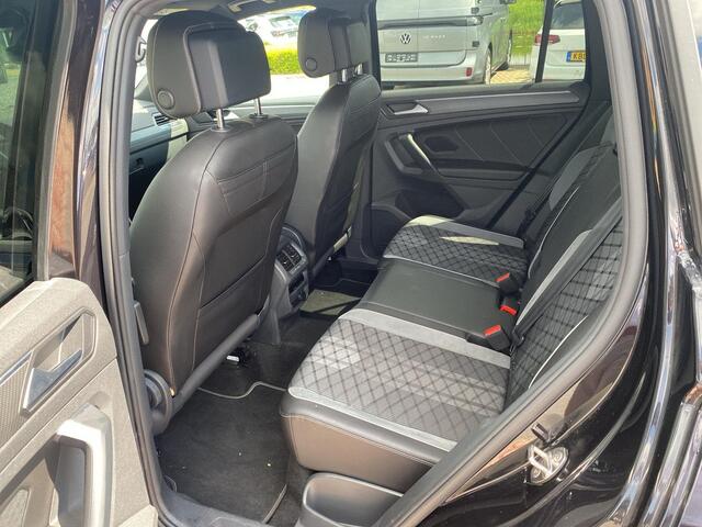 Volkswagen TIGUAN 1.4 TSI eHybrid R-Line Business+ | PHEV | 245Pk | Trekhaak | Black Pakket | 19Inch | A- Camera Elec A-Klep | SOH 89,8% |