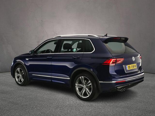 Volkswagen TIGUAN Highline Business R 1.4 TSI 150pk DSG Automaat Trekhaak, Elektrische achterklep, Adaptive cruise control, LED koplampen, Navigatie