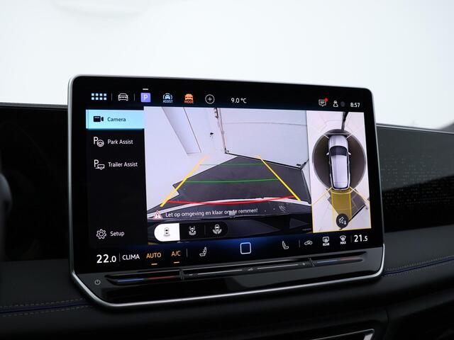 Volkswagen TIGUAN 1.5 eHybrid 272pk DSG R-Line Edition · Panoramadak · 360 Camera · Inklap. Trekhaak · Dodehoeksensor · Matrix LED · Massagestoelen · Keyless · Garantie t/m 27-10-2029 of 100.000km