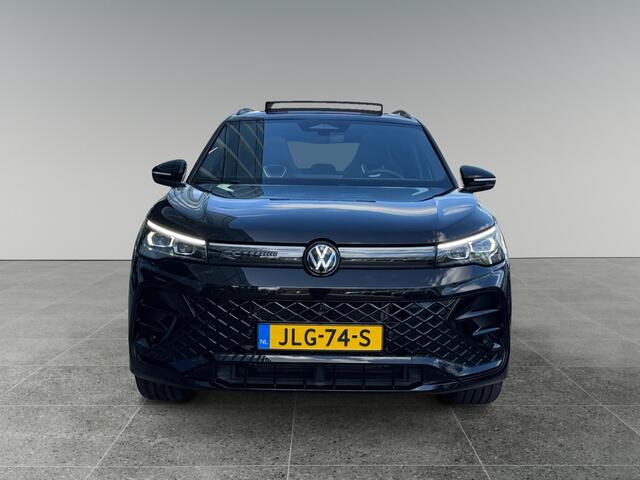 Volkswagen TIGUAN 1.5 204pk eHybrid R-Line Edition Black style pakket | Trekhaak inklapbaar | Design pakket