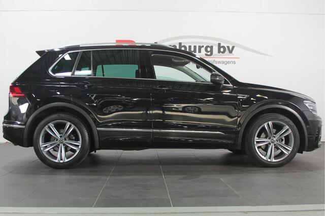 Volkswagen TIGUAN 1.5 TSI R-Line Business+ - Carplay / Lane assist / Elek. trekh.