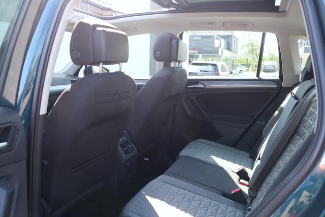 Volkswagen TIGUAN 1.4 TSI eHybrid PHEV Trekhaak Pano ACC