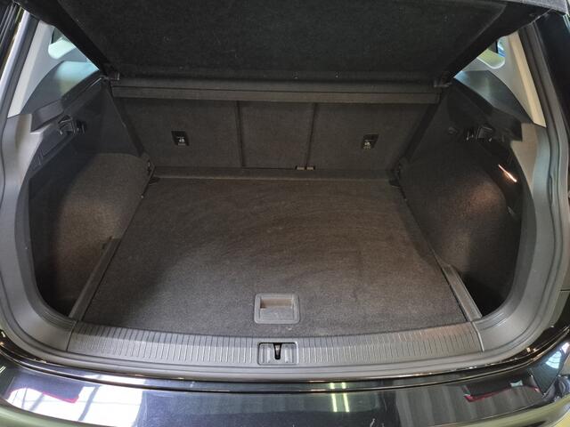 Volkswagen TIGUAN 1.4 TSI ACT Comfortline -150pk- Automaat | Navi | LED | Dodehoek sensor | ErgoActive Stoel | Rijklaarprijs incl. 1 jaar Bovag garantie