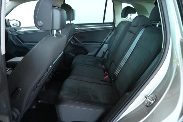 Volkswagen TIGUAN 1.4 TSI Automaat 4Motion Highline Clima Virtual Cockpit Navigatie CarPlay Cruise control Inruil Mogelijk!