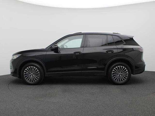 Volkswagen TIGUAN 1.5 eHybrid Life Edition 204PK DSG Trekhaak, Achteruitrijcamera, Keyless, Side Assist, Navi via Apple Carplay/Android Auto, Elektr. Achterklep, Stoel-Stuurverwarming, 18" LM Velgen