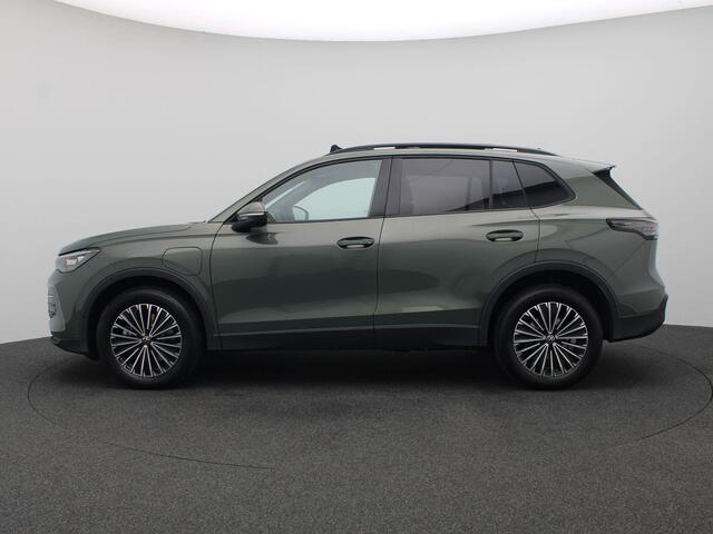 Volkswagen TIGUAN 1.5 eHybrid Life Edition 204PK DSG Panoramadak, Trekhaak, 360gr. Camera, Keyless, Elektr. Achterklep, 18" LM Velgen, Side Assist, Stoel-Stuurverwarming