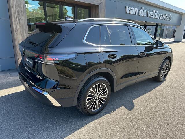 Volkswagen TIGUAN 1.5 eHybrid Elegance 204pk | Trekhaak | Camera | Head-up | All-season | Dode hoek | Elek. klep | incl. verlengde garantie