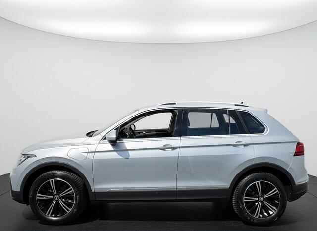 Volkswagen TIGUAN TSI 245PK HYBRIDE DSG ELEGANCE VIRTUAL/NAVI/IQ.LIGHT