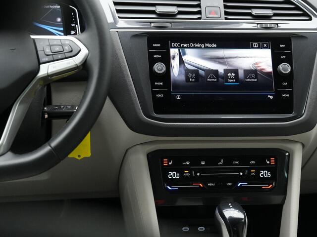 Volkswagen TIGUAN 1.4 TSI eHybrid 245 pk Elegance | Trekhaak | IQ Light | 360 Camera | Achteruitrijcamera | Elektrische achterklep | Stuur-/stoelverwarming