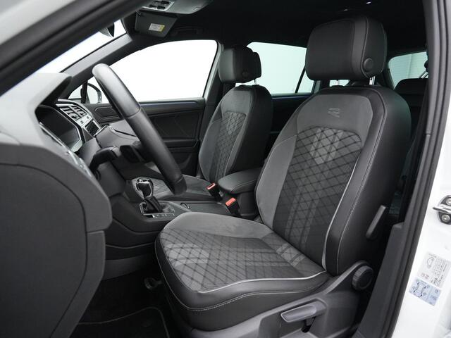 Volkswagen TIGUAN 1.5 TSI 150 pk DSG R-Line Business+ | IQ Light | Achteruitrijcamera | Stuur-/stoelverwarming | Adaptive Cruise | Elektrische achterklep