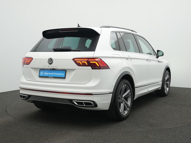 Volkswagen TIGUAN 1.5 TSI 150 pk DSG R-Line Business+ | IQ Light | Achteruitrijcamera | Stuur-/stoelverwarming | Adaptive Cruise | Elektrische achterklep