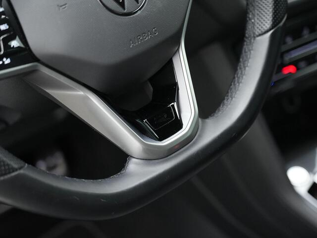 Volkswagen TIGUAN 1.5 TSI 150 pk DSG R-Line Business+ | IQ Light | Achteruitrijcamera | Stuur-/stoelverwarming | Adaptive Cruise | Elektrische achterklep