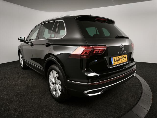 Volkswagen TIGUAN 1.4 TSI eHybrid Elegance | Trekhaak elektrisch wegklapbaar | Head-Up Display | Achteruitrijcamera | Stoel- en stuurverwarming