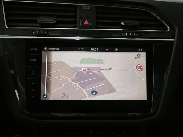 Volkswagen TIGUAN 1.4 TSI eHybrid Elegance | Trekhaak elektrisch wegklapbaar | Head-Up Display | Achteruitrijcamera | Stoel- en stuurverwarming