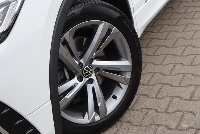 Volkswagen TIGUAN 1.4 TSI eHybrid R-Line | Trekhaak | ACC | 19 Inch |