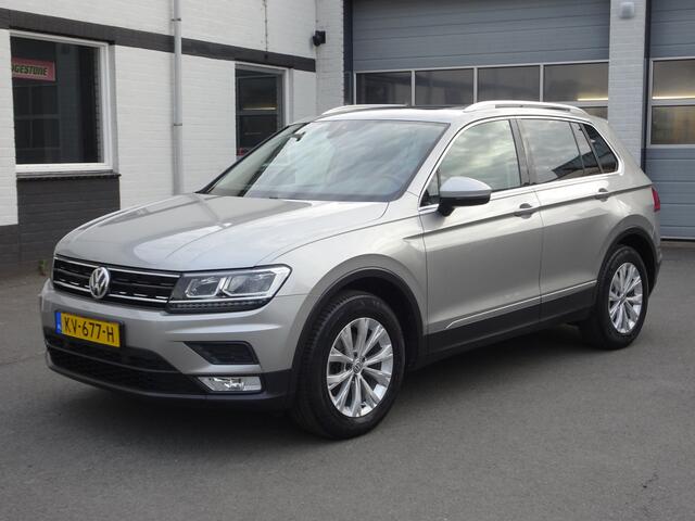 Volkswagen TIGUAN 1.4 TSI Comfortline Automatische airco, panorama dak, stoelverwarming, navigatie, led verlichting, massage stoel, navigatie, licht metalen velgen, enz.
