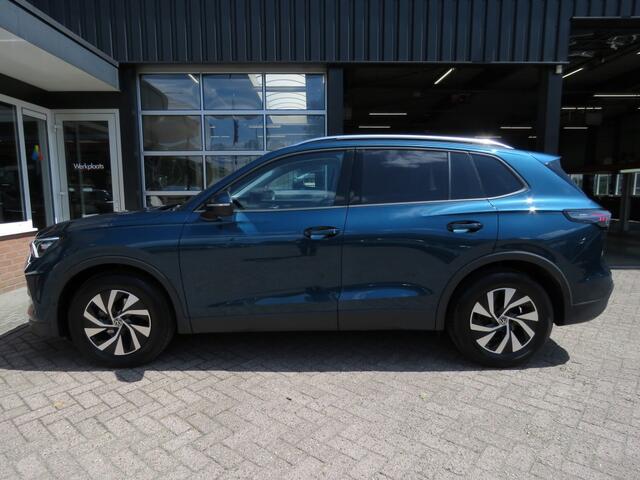 Volkswagen TIGUAN 1.5 150pk eTSI DSG-aut. / IQ Light / Camera / Stoel en Stuurver. / Elec.klep / BOVAG garantie