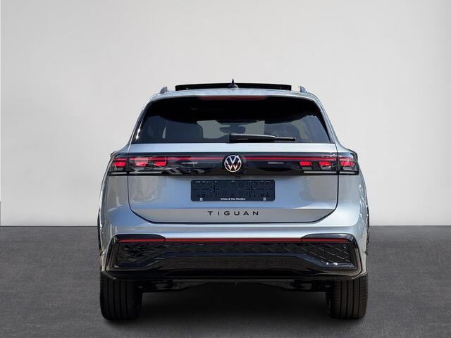 Volkswagen TIGUAN 1.5 eHybrid R-Line | Nieuw! | Navi | ACC | Pano | Camera | Interieur Style Pakket | Elektrische kofferklep | ( Vestiging - Nieuwegein )