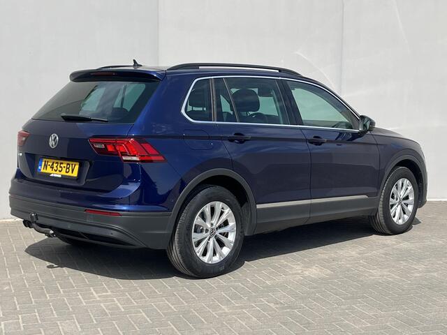 Volkswagen TIGUAN 1.5 TSI ACT Comfortline Business / Trekhaak (1.800KG) / Adaptief Cruise Control / 360 Camera / Dakrails / Massage Functie Voorstoelen / Stoel-. Stuur Verwarming / Airco / Navigatie / Bluetooth / Radio /