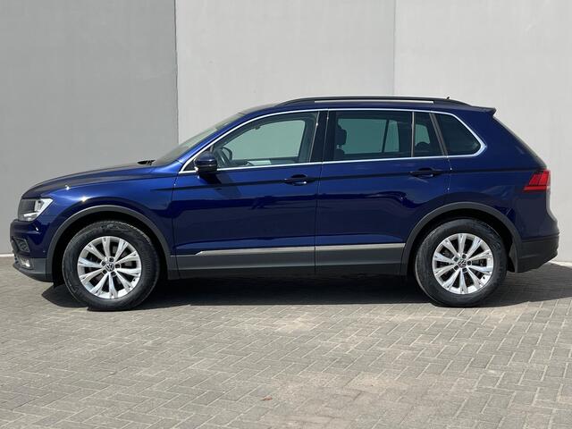 Volkswagen TIGUAN 1.5 TSI ACT Comfortline Business / Trekhaak (1.800KG) / Adaptief Cruise Control / 360 Camera / Dakrails / Massage Functie Voorstoelen / Stoel-. Stuur Verwarming / Airco / Navigatie / Bluetooth / Radio /