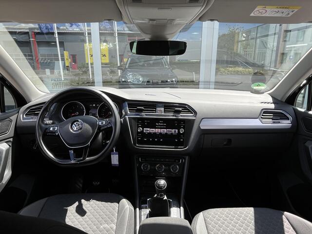 Volkswagen TIGUAN 1.4 TSI Comfortline | ACC | Executive pakket | Apple Carplay | Camera | Trekhaak | NAP