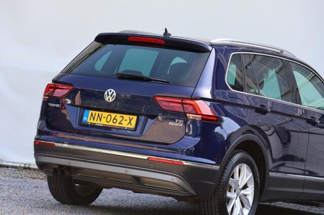 Volkswagen TIGUAN 1.4 TSI 4Motion Highline - 150 pk **Trekhaak / Led / ACC